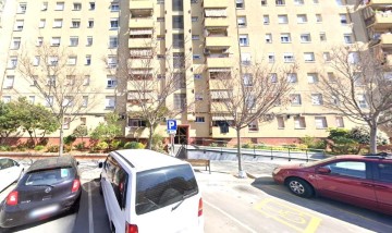 Piso 3 Habitaciones en La Creu de Barberà - Avinguda - Eixample