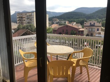 Apartment 4 Bedrooms in Aiguafreda