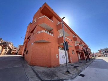 Apartment 4 Bedrooms in Puigverd de Lleida