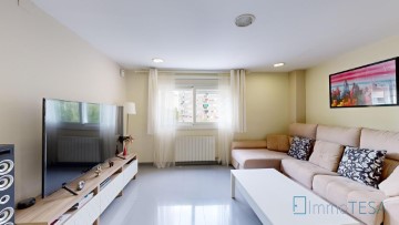 Apartment 2 Bedrooms in Badia del Vallès