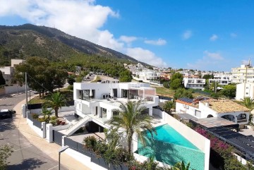 House 7 Bedrooms in l'Albir