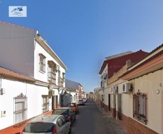 House 3 Bedrooms in Olivares