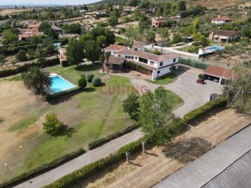 Maison 7 Chambres à Sierra de Fuentes