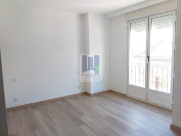 Apartment 2 Bedrooms in Cardeñadijo