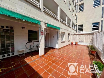 Apartment 4 Bedrooms in Els Pavos