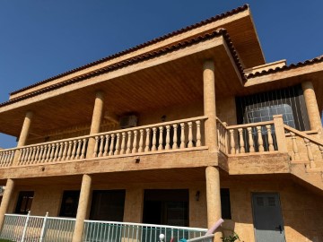 House 4 Bedrooms in San Fulgencio