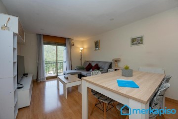 Apartment 3 Bedrooms in Sant Climent de Llobregat