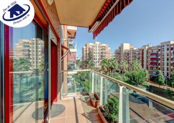 Apartment 2 Bedrooms in Barberà del Vallès