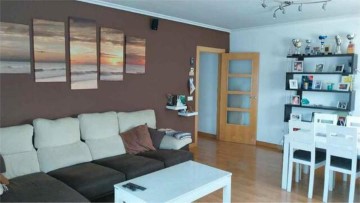 Apartment 3 Bedrooms in Encinas de Abajo