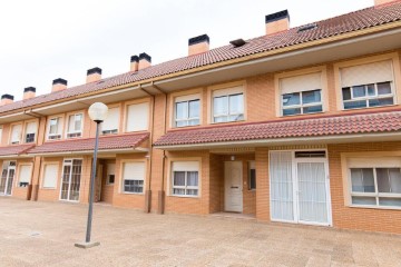 House 3 Bedrooms in Paso de los Carros