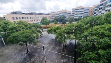 Piso 4 Habitaciones en Les Casernes - Sant Jordi