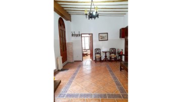 House 4 Bedrooms in Camino del Montero