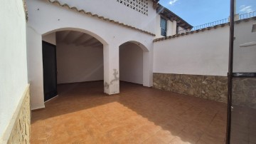 House 3 Bedrooms in Rafelbuñol / Rafelbunyol