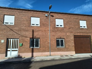 Maison 4 Chambres à Nogales de Pisuerga