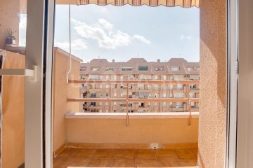 Apartamento 3 Quartos em L'Hostal - Lledoner