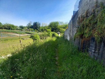 Land in Otañes-Baltezana-Ontón