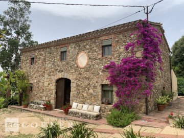 Country homes 3 Bedrooms in Massanes