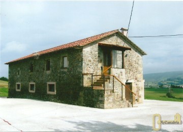 Maison 4 Chambres à Sobarzo