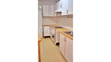 Apartment 3 Bedrooms in Parets del Vallès