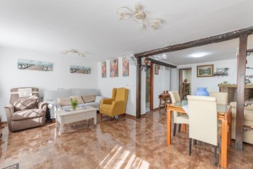 House 2 Bedrooms in Pinos Puente