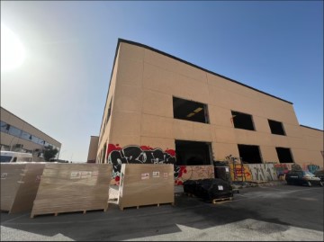 Industrial building / warehouse in El Señorío de Illescas