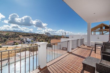 Casa o chalet 3 Habitaciones en Altos de la Zubia