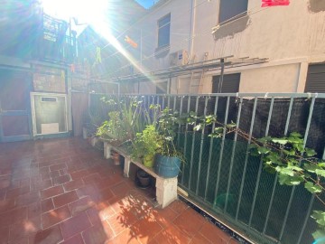 Apartment 4 Bedrooms in Vilanova del Camí