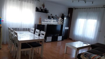 Apartment 3 Bedrooms in Encinas de Abajo