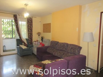 Apartment 4 Bedrooms in Plaça de Catalunya