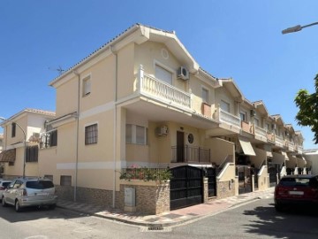 Casa o chalet 4 Habitaciones en Zona de San Cayetano