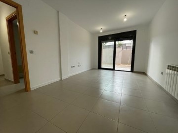 Apartment 3 Bedrooms in Ponent