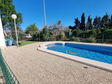 Maison 4 Chambres à Alzabares