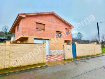 Maison 4 Chambres à Santovenia de la Valdoncina