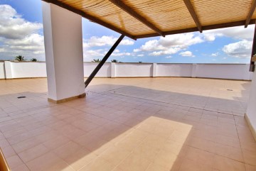 Penthouse 4 Bedrooms in Elche Ciudad