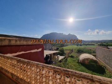 Edificio en el Verger