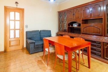 Apartment 3 Bedrooms in La Gavarra