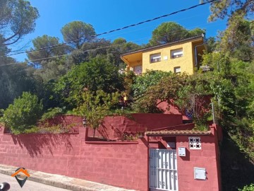 House 3 Bedrooms in Monistrol de Calders