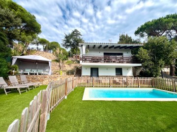 House 5 Bedrooms in Santa Cristina d'Aro