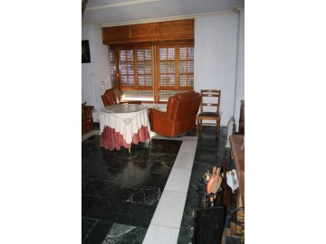 House 4 Bedrooms in Río de Baza