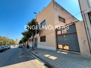 Industrial building / warehouse in Eixample