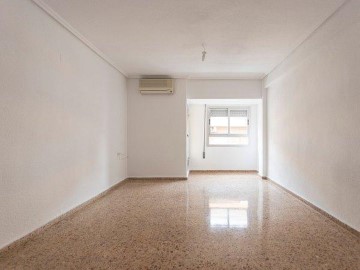 Apartment 3 Bedrooms in Alfafar