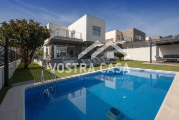 House 4 Bedrooms in Olimar - Carambolo - Atalaya de Levante