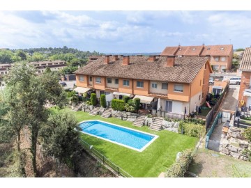 Maison 3 Chambres à L'Ametlla del Vallès