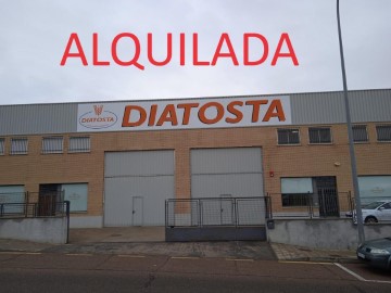 Industrial building / warehouse in Pelagarcía