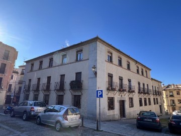 Piso 4 Habitaciones en Plaza Mayor - S.Agustín