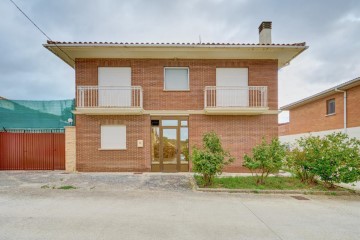 Casa o chalet 4 Habitaciones en Aibar / Oibar