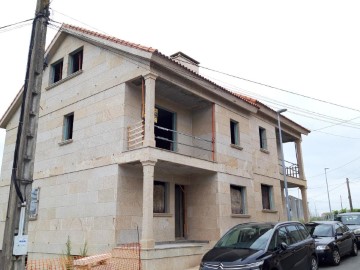Casa o chalet 5 Habitaciones en Cambados (Santa Marina Dozo P.)